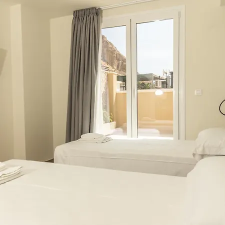 Aparthotel L'alcor Old Town